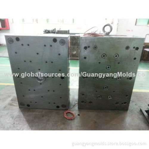 Plastic Injection Molds with Competitive Price and Good Quality Assured